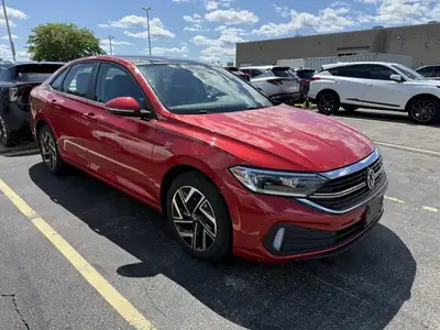 This 2022 Volkswagen Jetta Highline comes packed with premium features, including heated front seats...