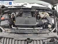 ... Engine: 8 Cylinder Engine 5.3L/325CI L/100Km City: 14.7 L/100Km Hwy: 10.7 Safety Equipment Dayti... (image 7)