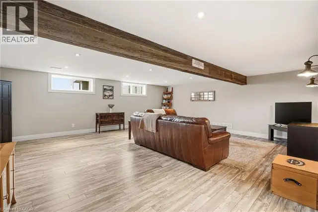 1371 10TH CONCESSION Road W Puslinch, Ontario in Houses for Sale in Guelph - Image 29