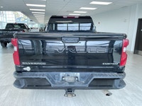 The 2024 Chevrolet Silverado 2500HD Custom is a powerful and dependable heavy-duty pickup truck buil... (image 3)