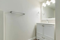 Amenities: In-suite Laundry • City Views • Affordable Parking Suite & Building: Three-bedroom townho... (image 8)