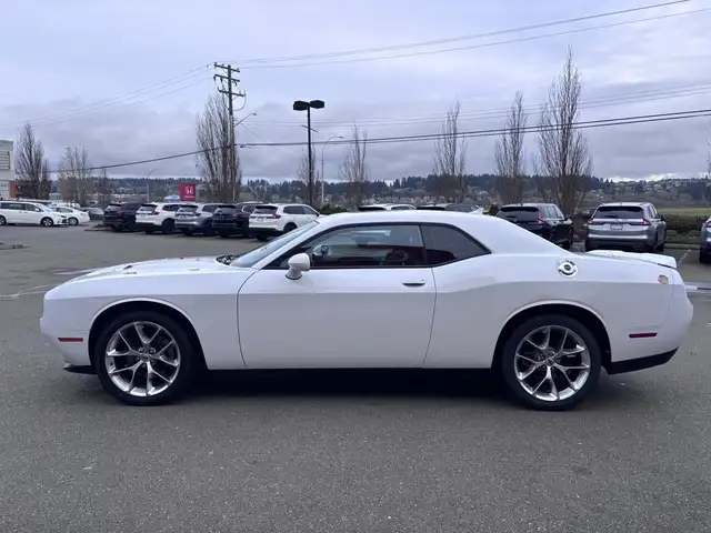 2022 Dodge Challenger SXT in Cars & Trucks in Comox / Courtenay / Cumberland - Image 5
