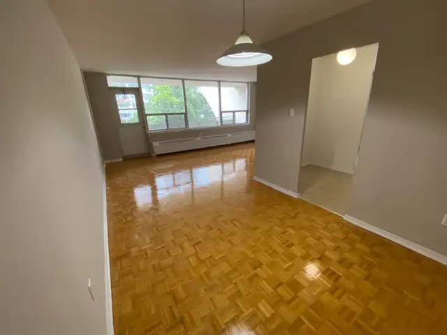 2 BEDROOM APARTMENT FOR RENT in Long Term Rentals in City of Toronto - Image 4