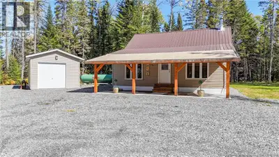 Charming, Turnkey Cottage in a Private Setting If you're looking for a cozy getaway that has already...