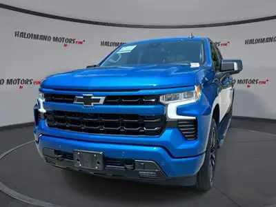 // ACCIDENT FREE!! // This 2024 Chevrolet Silverado 1500 RST Crew Cab 6' Box 4WD is a full-size truc...