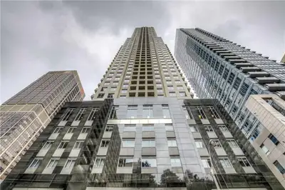 UPTOWN: LARGE 1 BEDROOM + DEN CONDO W/LOCKER AT BLOOR & YONGE