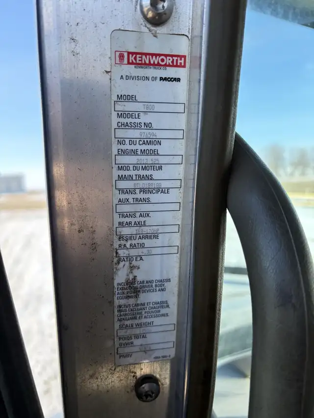 2015 KENWORTH T800 in Heavy Trucks in Kamloops - Image 46