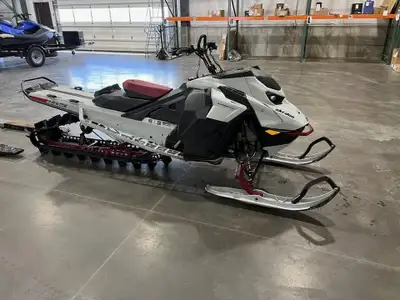 APPLY NOW: https://www.ridecollective.ca/get-pre-approved 2023 SKIDOO SUMMIT X 850 165 E-TEC 850cc E...