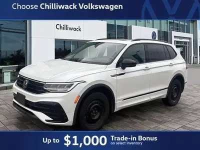 *2023 Volkswagen Tiguan Comfortline R-Line Black Edition | Sport Styling | Premium Technology | Fami...
