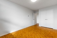 Exclusive Incentives Visit our Website: https://www.capreit.ca/apartments-for-rent/toronto-on/yonge-... (image 8)