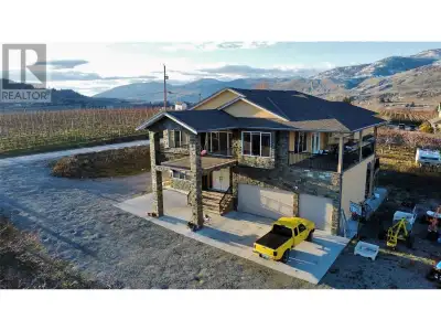 Welcome to 5418 Snowbrush Street, where luxury meets opportunity! This expansive 7-bedroom, 7-bathro...