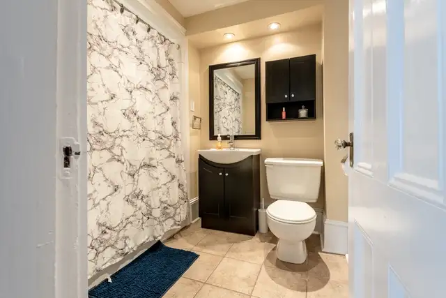 ALL UTILITIES INCLUDED ONE BEDROOM STEPS FROM SPRING GARDEN ROAD in Long Term Rentals in City of Halifax - Image 10