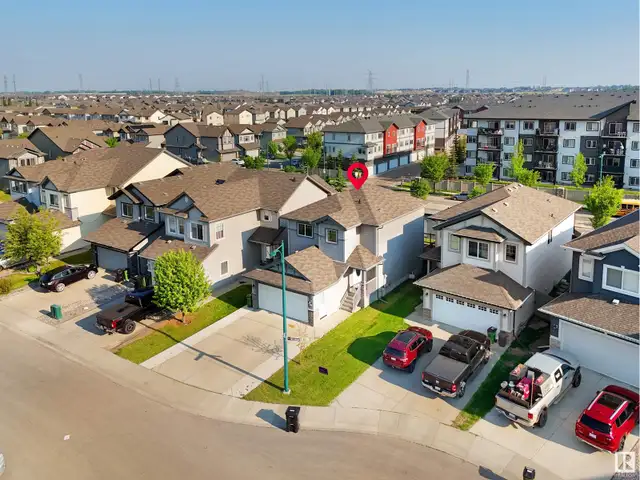 3363 16B AV NW Edmonton, Alberta62865715396995123