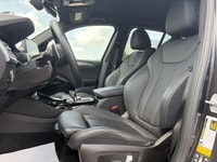Découvrez le parfait équilibre entre luxe, performance et polyvalence avec cette BMW X3 xDrive30i 20... (image 2)