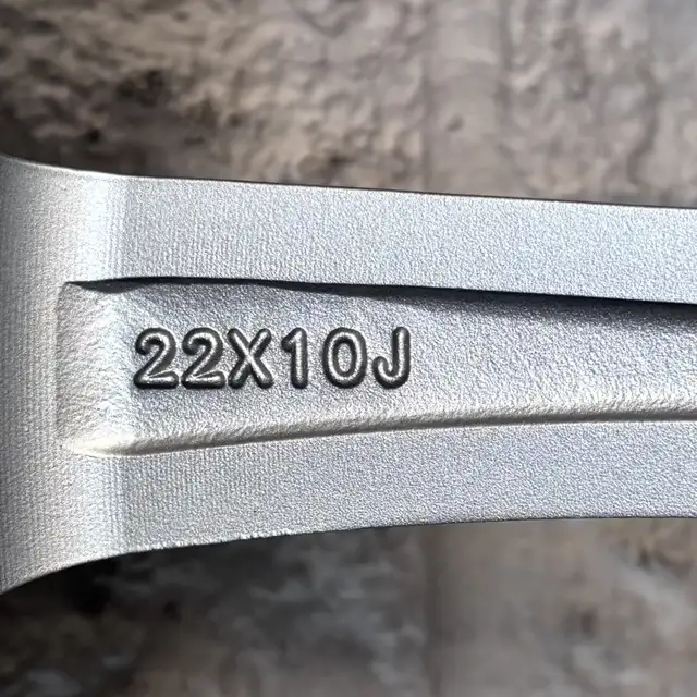 (NEW) 4x 285/45R22 Michelin Winters w/ Range Rover Rims + TPMS in Tires & Rims in City of Toronto - Image 10