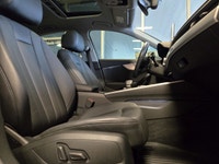 2019 Audi A4 Progressiv quattro Clean Title | Fantastic Service Records | AWD Confidence Key Feature... (image 5)