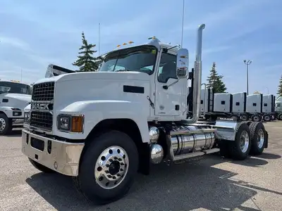 2026 MACK PINNACLE DAY CAB MP8 505 ENGINE TMD13AFO-HD mDRIVE AUTOMATED TMD13AFO-HD mDRIVE br>213in....