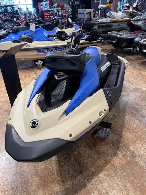 2025 Sea Doo Spark Trixx 1 UP w/Sound in Personal Watercraft in St. Albert - Image 2