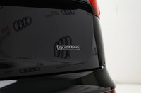 This Audi Q5 delivers a Intercooled Turbo Gas/Electric I-4 2.0 L/121 engine powering this Automatic... (image 7)