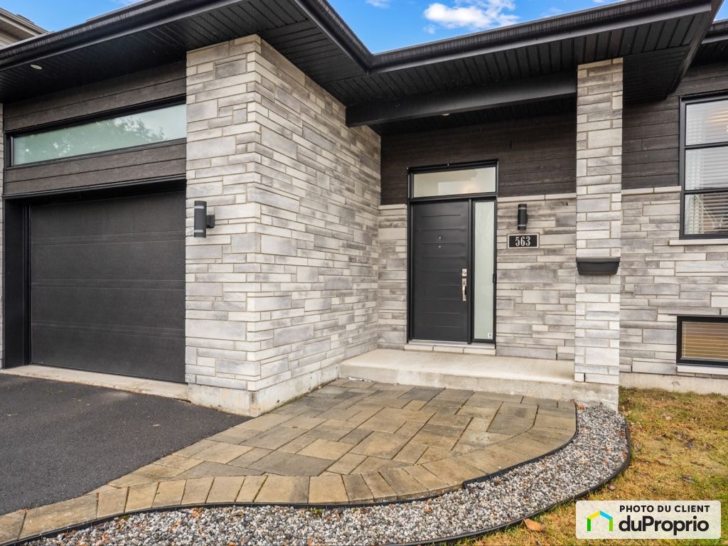 $799,900 - Bungalow in St-Jean-sur-Richelieu (Iberville) — photo 3
