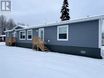 Brand new modular home with new home warranty for peace of mind! This gorgeous, modern, 3 bedroom, 2...