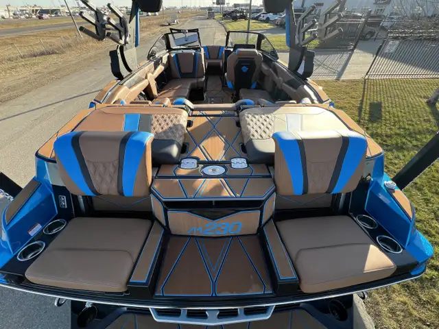 2025 Malibu M230 in Powerboats & Motorboats in Saskatoon - Image 14