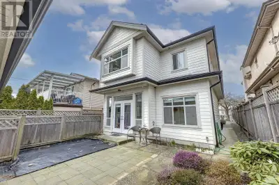 8522 CARTIER STREET Vancouver, British Columbia
