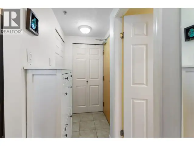 1401 1420 W GEORGIA STREET Vancouver, British Columbia in Condos for Sale in Vancouver - Image 15