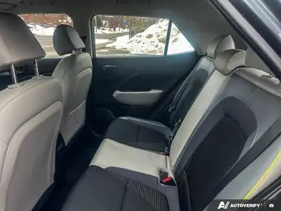 2020 Hyundai Venue Trend w/Urban Pkg/Grey-Lime Interio, View more