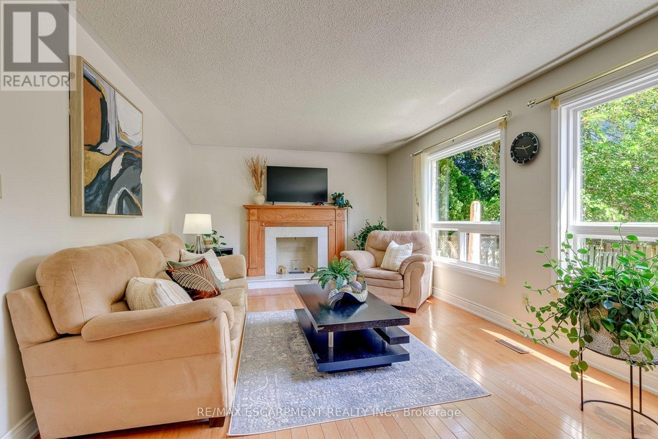 2442 Wynten Way Oakville (CV Clearview), Ontario, photo 9 of 40