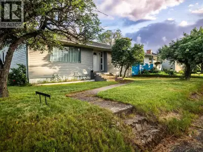 Large and affordable home with plenty of room! This home is located just a few minutes away from the...