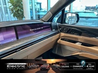 This Cadillac Escalade IQ has a dependable Electric engine powering this Automatic transmission. *Yo... (image 8)