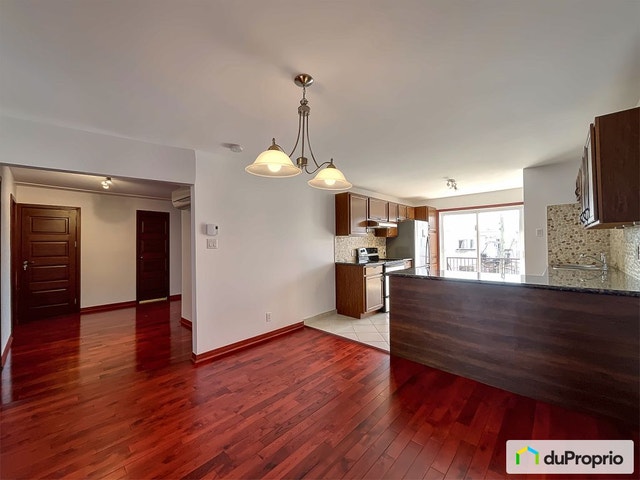 $439,000 - Condominium in Mercier / Hochelaga / Maisonneuve — photo 1