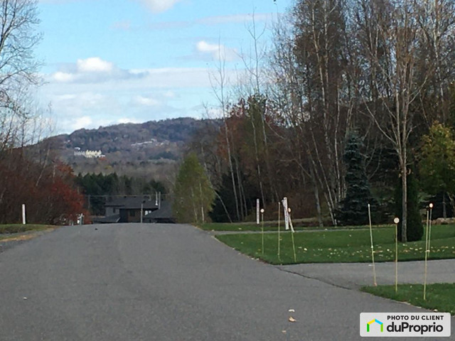 283 000$ - Prix taxes en sus - Terrain résidentiel à Bromont dans Terrains à vendre  à Granby - Image 3