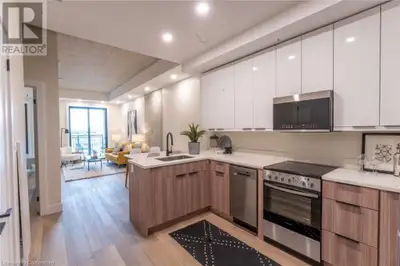 169 JAMES Street S Unit# 807 Hamilton, Ontario