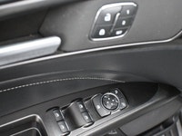 Fully Loaded, Leather and Memory Seats, LOW KMS and Fully Certified!!! Kijiji Engine: 4 Cylinder Eng... (image 6)