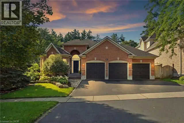51 AUTUMN RIDGE Trail Kitchener, Ontario in Houses for Sale in Kitchener / Waterloo - Image 2