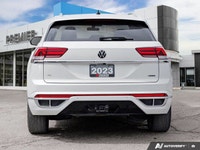Command the road in this sleek 2023 Volkswagen Atlas Cross Sport Execline. This pristine Oryx White... (image 4)