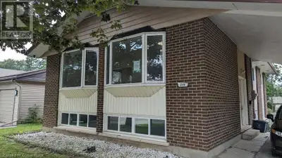 259 VILLAGE Road Kitchener, Ontario