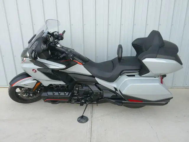 2021 Honda Goldwing  DCT Biweekly $178 OAC  in Street, Cruisers & Choppers in Edmonton - Image 5