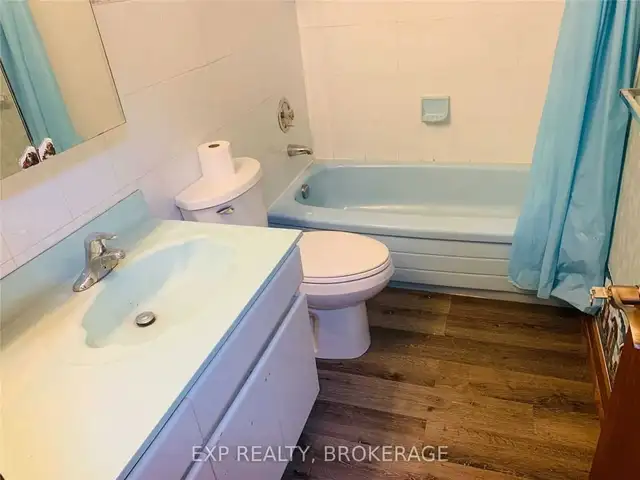Room For Rent-Main Floor- Eglinton/Danforth-Scarborough in Room Rentals & Roommates in City of Toronto - Image 9