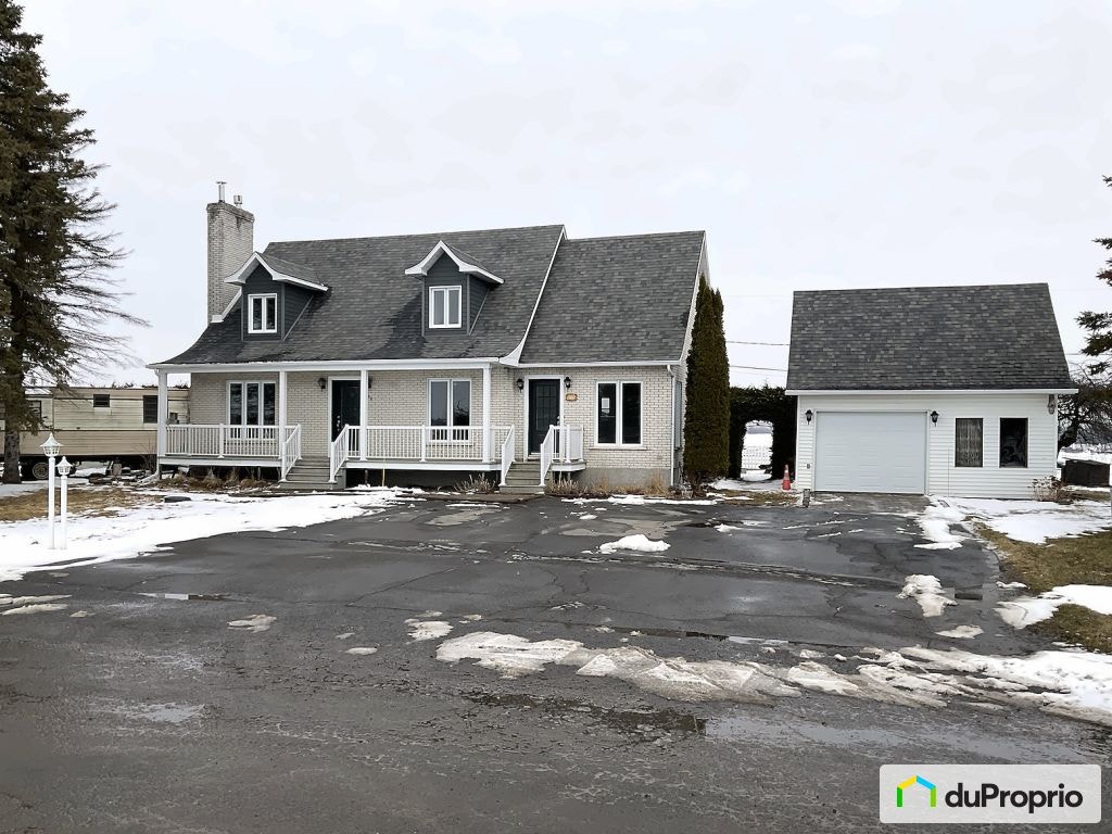 $585,000 - 2 Storey for sale in St-Germain-De-Grantham — photo 1