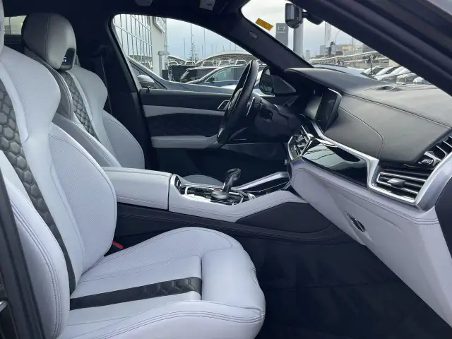 2022 BMW X6 M in Cars & Trucks in Calgary - Image 34