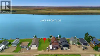 Discover the exceptional opportunity of owning a deeded LAKEFRONT lot at Sunridge Resort, Duncairn D...