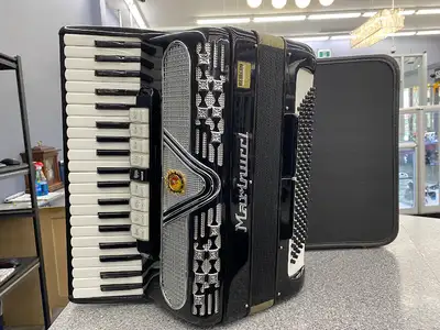 Marinucci 120 Bass Piano Accordion 6 Register, Made in Italy, View more