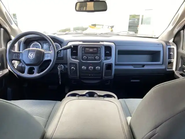 2017 Ram 1500 Tradesman | Legendary 5.7L HEMI V8 Engine & 4x4 in Cars & Trucks in Edmonton - Image 30