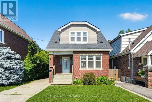 72 HOUGHTON AVENUE S Hamilton (Delta), Ontario in Houses for Sale in Hamilton - Image 4
