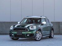 CARGET AUTOMOTIVE is thrilled to offer this 2020 Mini Countryman Cooper S E, a plug-in hybrid compac... (image 1)