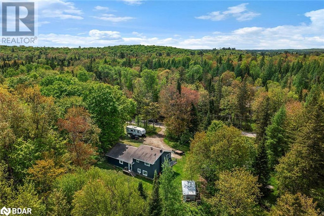 365 CLEARWATER LAKE Road Huntsville, Ontario in Houses for Sale in Muskoka - Image 3