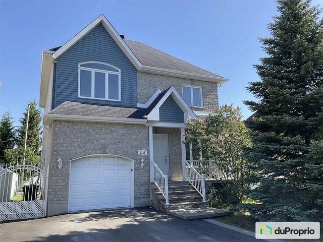 $899,000 - 2 Storey for sale in Ste-Rose — photo 1